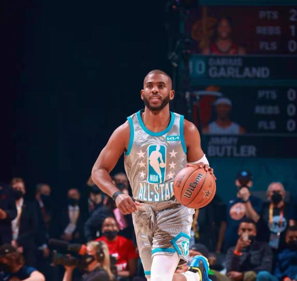 突破1亿美 突破1亿美