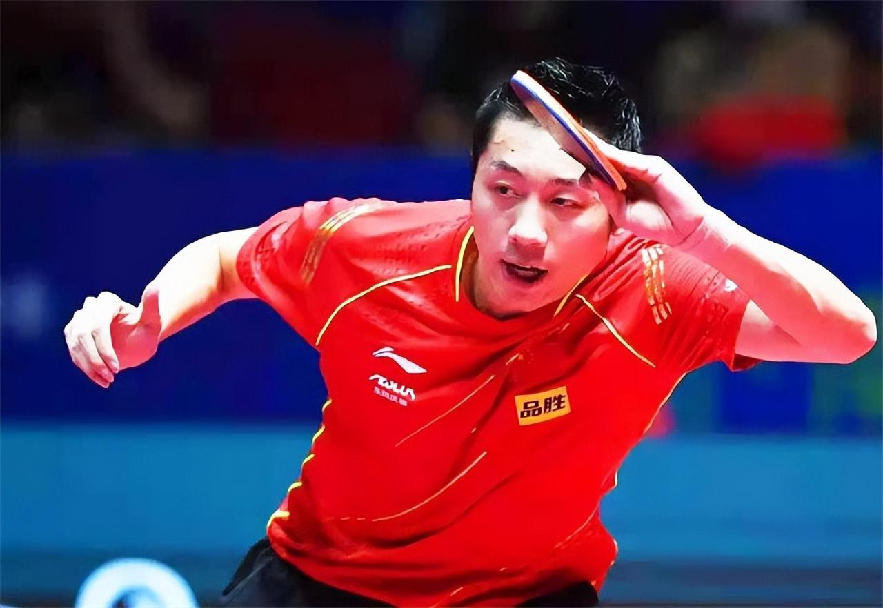 虽然她仍在 虽然她仍在