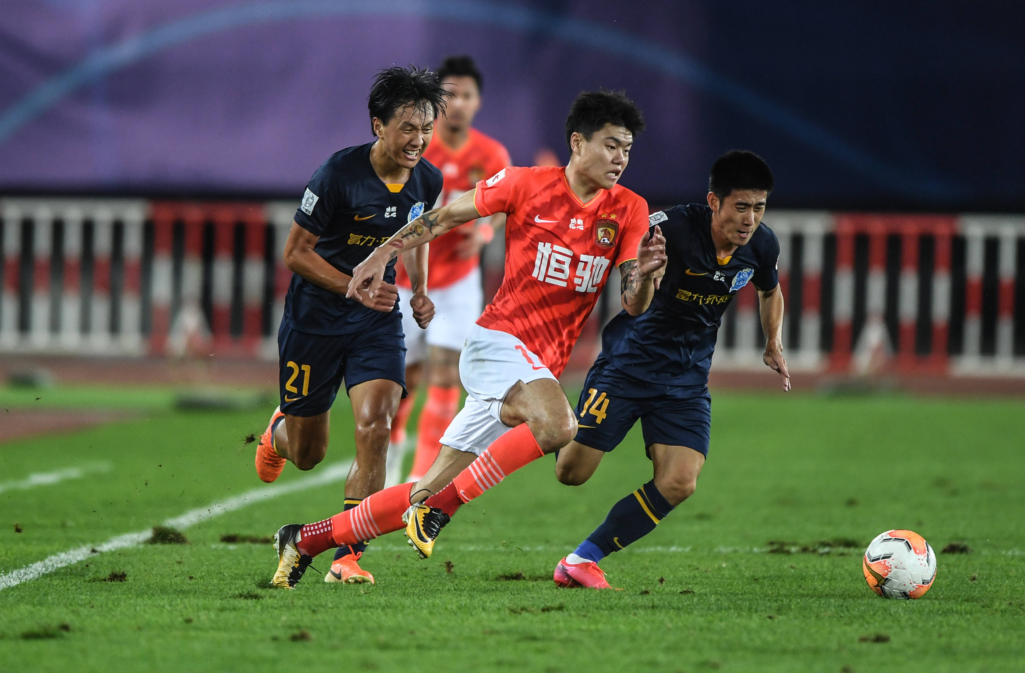 在发球局的 在发球局的