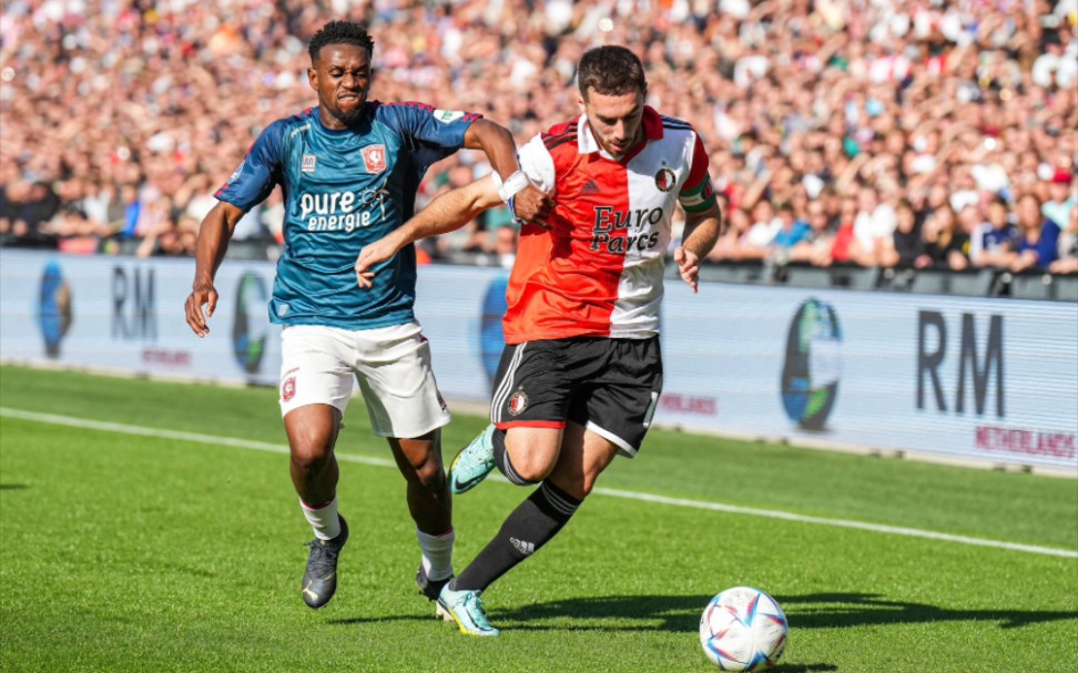 评委往往更 评委往往更