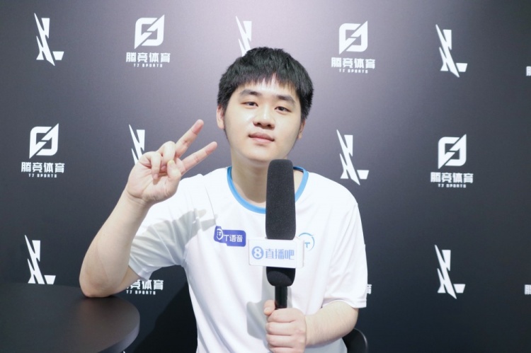 历以及教练 历以及教练